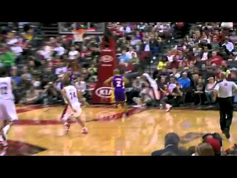 Los Angeles Lakers 86 – Portland Trail Blazers 93