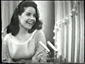the frence entry for the eurovision song contest 1960, held in london, united kingdom.
finished 1st with 32 points.