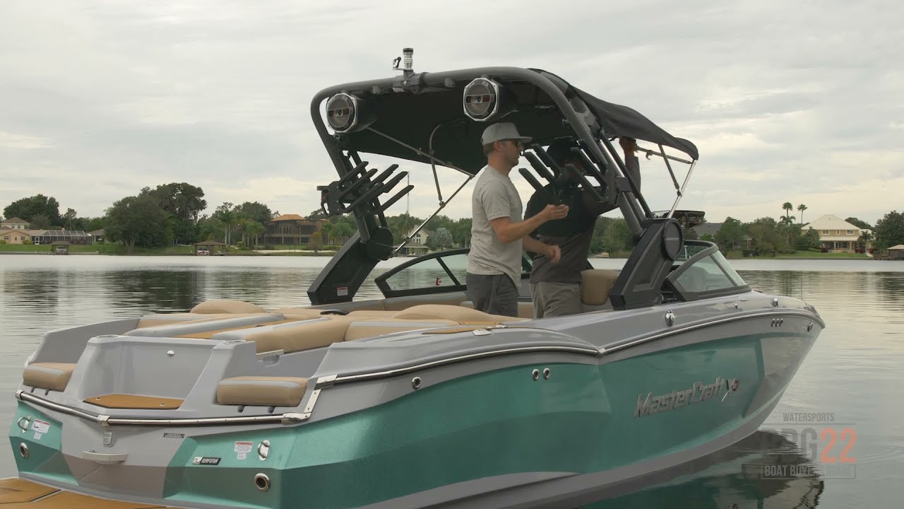 MasterCraft XStar S - 2022 Water Sports Boat Buyers Guide