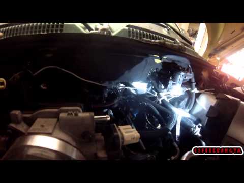 How to Replace a PCV Valve in a Late Model Chrysler 4.7L V8