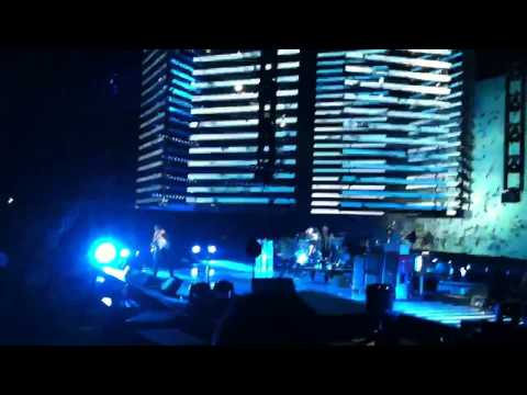 RHCP - The Adventures of Rain Dance Maggie Live