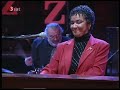 can you handle this much organ?  we are used to guitarists like duane allman and dickey betts, or derek trucks and warren haynes mixing it up, but rhoda scott and barbara dennerlein prove that instrumental music isn't just a man's world.

this impromptu performance took place in switzerland in 2002 at the bern jazz festival, bringing together two legends of the hammond b3 organ - the 5 time downbeat critics poll winner barbara dennerlein and the great soul jazz artist rhoda scott, a.k.a. 