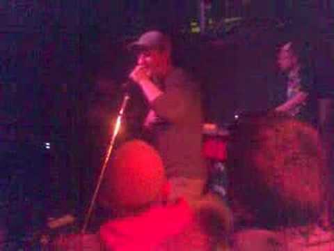 flowklorikos - donde duele inspira / 36500 iguana(vigo)