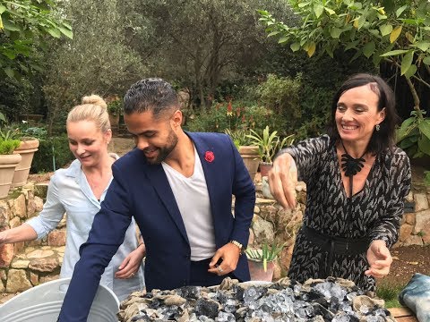 We join Amanda Du Plessis as she displays her latest collection