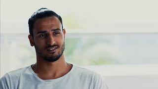 Nacer Chadlis coole Werbung für den Football Manager