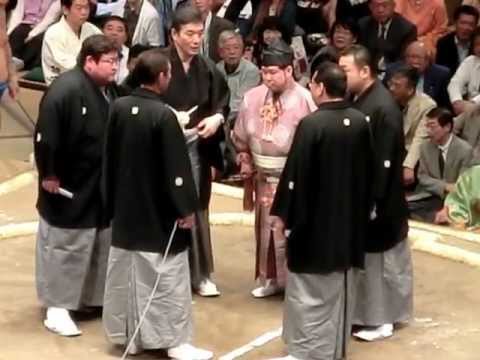 隠岐の海VS豪風(物言い)2012年5月7日