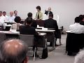 08年7/14後期高齢者医療制度・大阪府広域連合議会。公明党の高岡優子（河内長野市議）が「質問」３回目で制度批判のビラを取り上げて「事実と違う事を書いて高齢者を不安にさせている」と誹謗！場内騒然。ニンマリお辞儀する高岡のふてぶてしさよ！高岡は「医療が受けにくくはならない」、「病院からの追い出しは起きない」と強弁。「葬祭費」は地域によって国保時代より下がった所も上がった所もある。ビラの記述を具体的に述べずにウソとレッテル貼りする汚い言い方だ。　