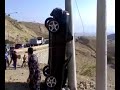 أغرب حادث في العالم و العناية الالهية تحفظ من كان بالسيارة