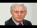 Risks of Estrogen/Progestin Treatment Linger, Benefit Fades