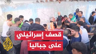 مشاهد لعمليات بحث تحت أنقاض منزل مستهدف في مخيم جباليا