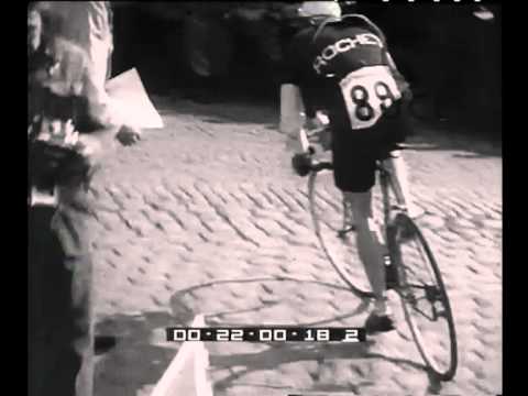 Ciclismo: Fiorenzo Magni vince il Giro delle Fiandre.