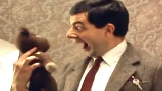 MrBean - Mr Bean - Settling in to Hotel Room