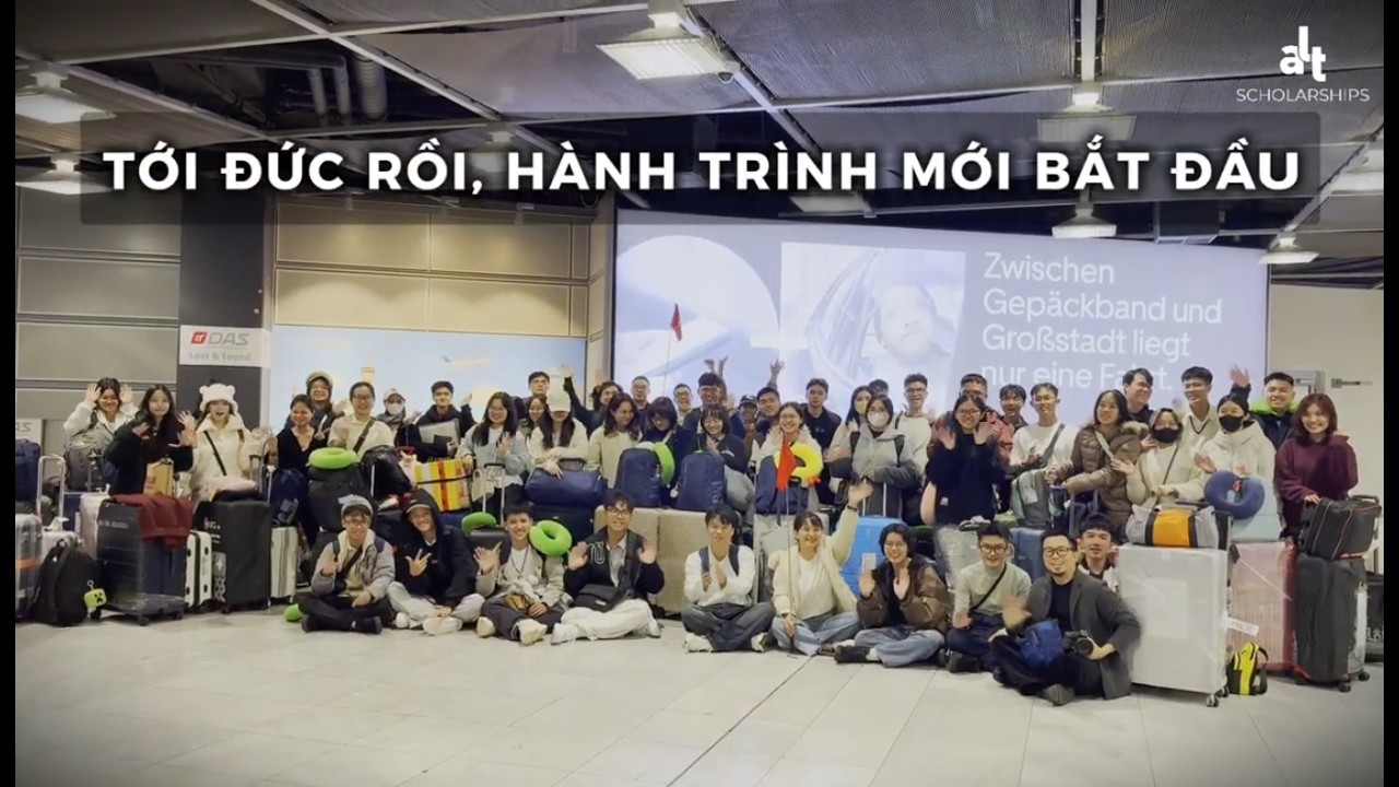 Có Những Khoảnh Khắc Chỉ Nhìn Thôi Là Biết Một Chặng Đường Mới Đã Thật Sự Bắt Đầu.