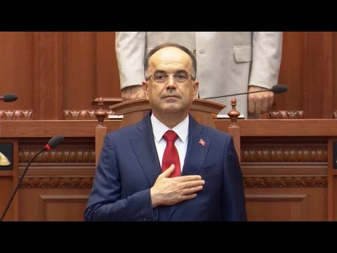 Albanien: Neuer Prsident Bajram Begaj im Parlament ver ...