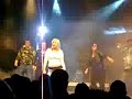 priscilla concert casse comme du verre + chante