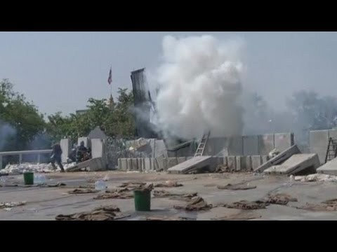Thailand violence: Siege warfare on the streets of Bangkok