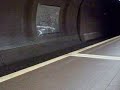 Einfahrt an der Station Frankfurt Ostendstraße