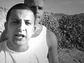 Cegla (Macca Squad) ft. Polski - Pali sie toAlbum: De voorbereiding (www.wieispolski.nl)Energieke samenwerking tussen de rappers Polski en Cegla, welke een grensoverbruggende hiphopperformance neerzetten in deze clip genaamd: Pali Sie To Voor meer informatie kijk op:http://www.WieIsPolski.nl enhttp://www.maccasquad.com (Poolstalig)Nagrany w studiu Maccabra na bicie Boaz vd Beats. Teledysk rowniez nakrecony w Toruniu. Pierwszy utwor Cegly - MC torunskiej grupy Macca Squad z holenderskim raperem polskiego pochodzenia - Polskim. Jednoczesnie jest to pierwsza i przelomowa wspolpraca. Wiecej informacjii na:http://www.WieIsPolski.nl (holenderska strona Polskiego)http://www.maccasquad.comTekst/LyricsPali sie to - Die shit is aan tochPali sie to - Die shit is aan vriendPali sie to - Die shit is aan haCegla:wchodze napompowany jakbym wyszedl z silkinie ma czasu zebys dzwonil po posilkimoj rap zyje moj rap ma sie dobrzetwoje gowno czeka co najwyzej pogrzeb jest tu Polski jestesmy w Polscecala Holandia czuje ta opcje to nowa jakosc, nowy gatuneknowy porzadek nowy kierunekkierunek Utrecht, cel coffeeshopmam polska wodke znalazlem troppoczulem moc, ta, poczulem luznajwyzszej jakosci sprzet, tuz tuzcieszy mnie gdy slysze nowy styldlatego pokochalem nederlandzki rymdlatego rapowalem pod nederlandzki hymnMacca Squad Tede to nie filmBeat: Boaz vd beatsTeledysk/videoclip - Eddy Piunow (EP) http://www.eddypiunow.nlHogere kwaliteit/ Wyzsza jakoschttp://www.statemagazine.nl/state.php/article?data%5Barticleid%5D=3608