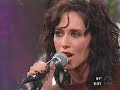 jennifer love hewitt performs 