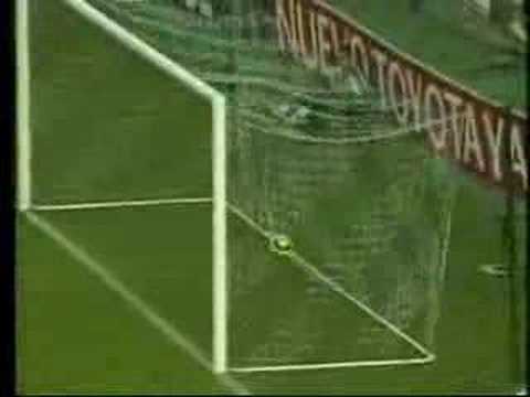 David Villa - Best Forward Ever