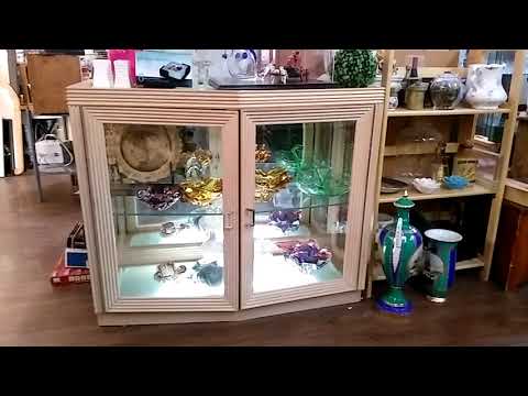 Listing item
