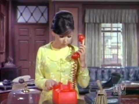 Yvonne Craig