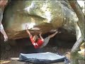 Fontainebleau Bouldering - Pierrot (7b) Fontainebleau Bouldering - Pierrot (7b)