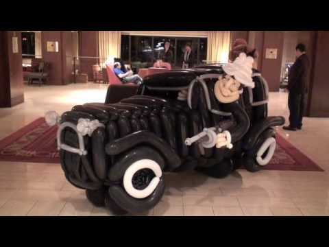balloon convention - http://www.denverkidmagic.com/index-2.html Balloon Sculpture - Twist & Shout Balloon Convention 2010.
