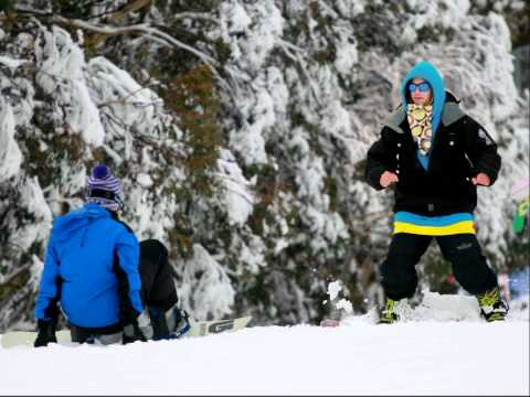 Snowboard like a pro with the FYVE Snowboard Team