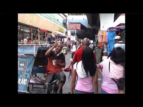 baclaran - Manila Philippinen LRT Walking through the public market in Baclaran http://www.wie-ich-zu-einer-filipina-kam.de/