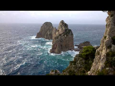 Capri, lo scirocco e la sua voce nel video di Gianni Catuogno