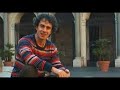 Documentario di uno spettacolo di strada della banda CARACCA,diretto da Giuliano Lucarini. In esso si presentano il progetto e le finalità del gruppo.Spettacolo realizzato a Roma il 20/12/2007