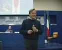 Il Dottor Francesco Siccardi, in qualità di relatore della conferenza Adimo 2005 a Reggio Calabria, introduce alla Medicina Omeopatica.