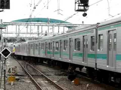 EF81 92[田]牽引の205系川越車の廃車配給　大宮[2]