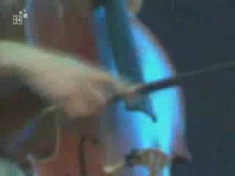 Apocalyptica - Hall of the mountain ...