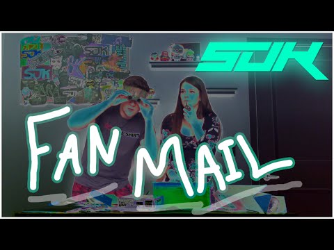 Fan Mail #7 (CUSTOM KNIFE!)