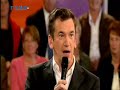 lors d'une soir�e d�di�e aux fr�res taloche, vid�o de virginie hocq et youri de groote chantant et jouant la chanson du petit bal perdu.