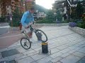 guig's avec son vélo sautan