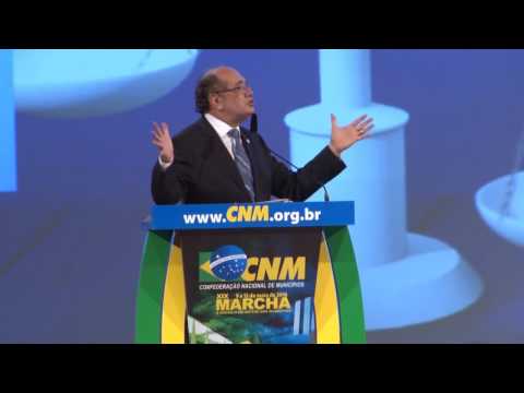 Judicialização: debate da Marcha tem participação de Gilmar Mendes
