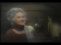 Bea Arthur sings! Bea Arthur sings!