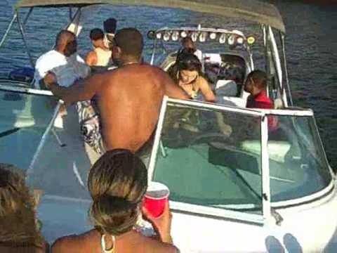 YACHT WEEK