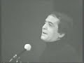 http://www.linopatruno.ithttp://www.cambiamusica.ithttp://www.michaelsupnick.comLino PatrunoNacque in Calabria, e precisamente a Crotone, nel 1935 trasferendosi in giovane età a Milano, dove intraprese lo studio della chitarra. Nel capoluogo lombardo, fulcro del movimento jazzistico italiano, iniziò ad esibirsi nel 1954, fondando alcune band attive nella città meneghina.Nel 1964, assieme agli amici Nanni Svampa, Roberto Brivio e Gianni Magni, darà vita al Teatrino dei Gufi, formazione antesignana del futuro nucleo de I Gufi.Scioltosi il gruppo, Patruno proseguì nella collaborazione con Svampa, dedicandosi al teatro e all'incisione di dischi jazz in compagnia di alcuni dei maggiori musicisti mondiali, come Albert Nicholas, Joe Venuti, Bill Coleman, Wingy Manone ed altri.Nel 1977 prese parte alla trasmissione televisiva Portobello, condotta da Enzo Tortora su Raidue.http://it.wikipedia.org/wiki/Lino_PatrunoNanni Svampa nasce a pochi anni dal conflitto mondiale, a Porta Venezia, uno degli antichi ingressi della Milano medievale ancora esistenti. Era zona popolare, abitata da operai e impiegati, che vivevano a continuo contatto nelle case di ringhiera, abitazioni che si affacciavano su un cortile comune e in comune dividevano anche la vita quotidiana. Questa formazione popolana verrà rafforzata dallo scoppio del conflitto. Trasferitosi come sfollato a Porto Valtravaglia, piccolo comune in provincia di Varese ed adagiato sulle sponde del Lago Maggiore, crescerà in un mondo ancora rurale e provinciale, che molto influirà nel suo futuro artistico.Dopo la maturità scientifica, Svampa, consigliato e convinto dal padre, si iscrive alla Bocconi, dove si laureerà in Economia e commercio. L'esperienza maturata nella ricerca di un primo impiego confacente alle volontà paterne gli ispirò la canzone 
