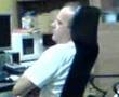 Telefonista de Radio Taxi Estepona durmiendo en el trabajo
