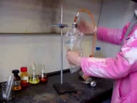 how to react chlorine with hydrogen