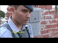 Em mais uma operação contra o tráfico de entorpecentes, a Polícia aborda homens em ponto de drogas em Piracicaba.