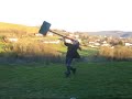 combat entr moi é mé pote ac hache, marteau gean, lance...