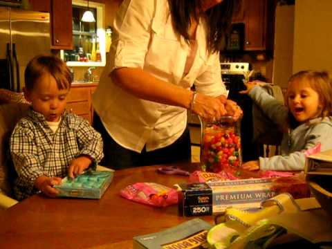 Peyton & Adalin: pre-Easter Decorations