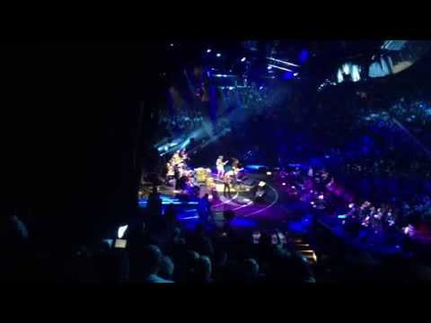 , Albert Lee, & Keith Urban Tumbling Dice & Setting Me Up Crossroads 2013