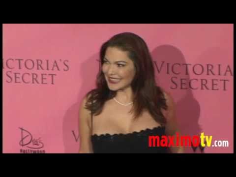 LAURA HARRING at Victoria's Sec...