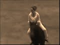 LA AMAZONA INTRÉPIDA Y SU NEGRO CORCEL